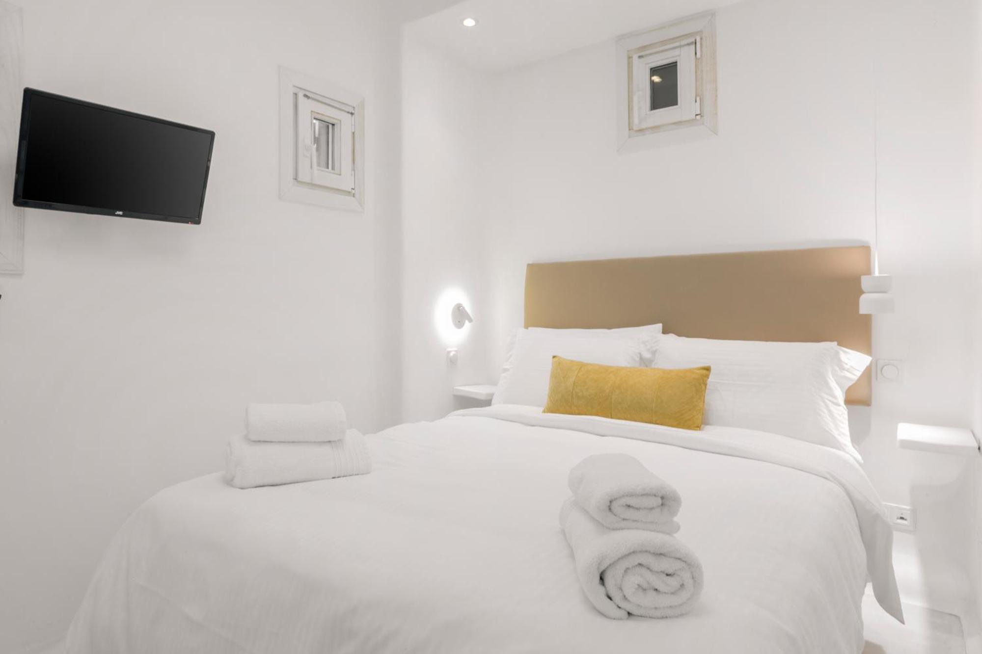 Private Town Apartments By Mykonos Eight Mykonos Town Екстериор снимка