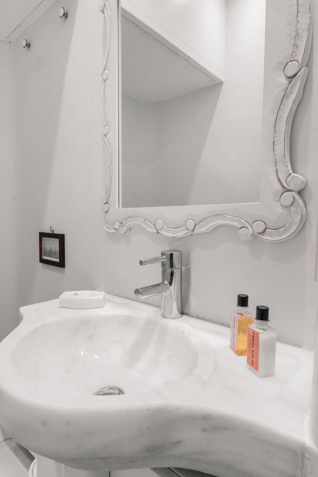 Private Town Apartments By Mykonos Eight Mykonos Town Екстериор снимка