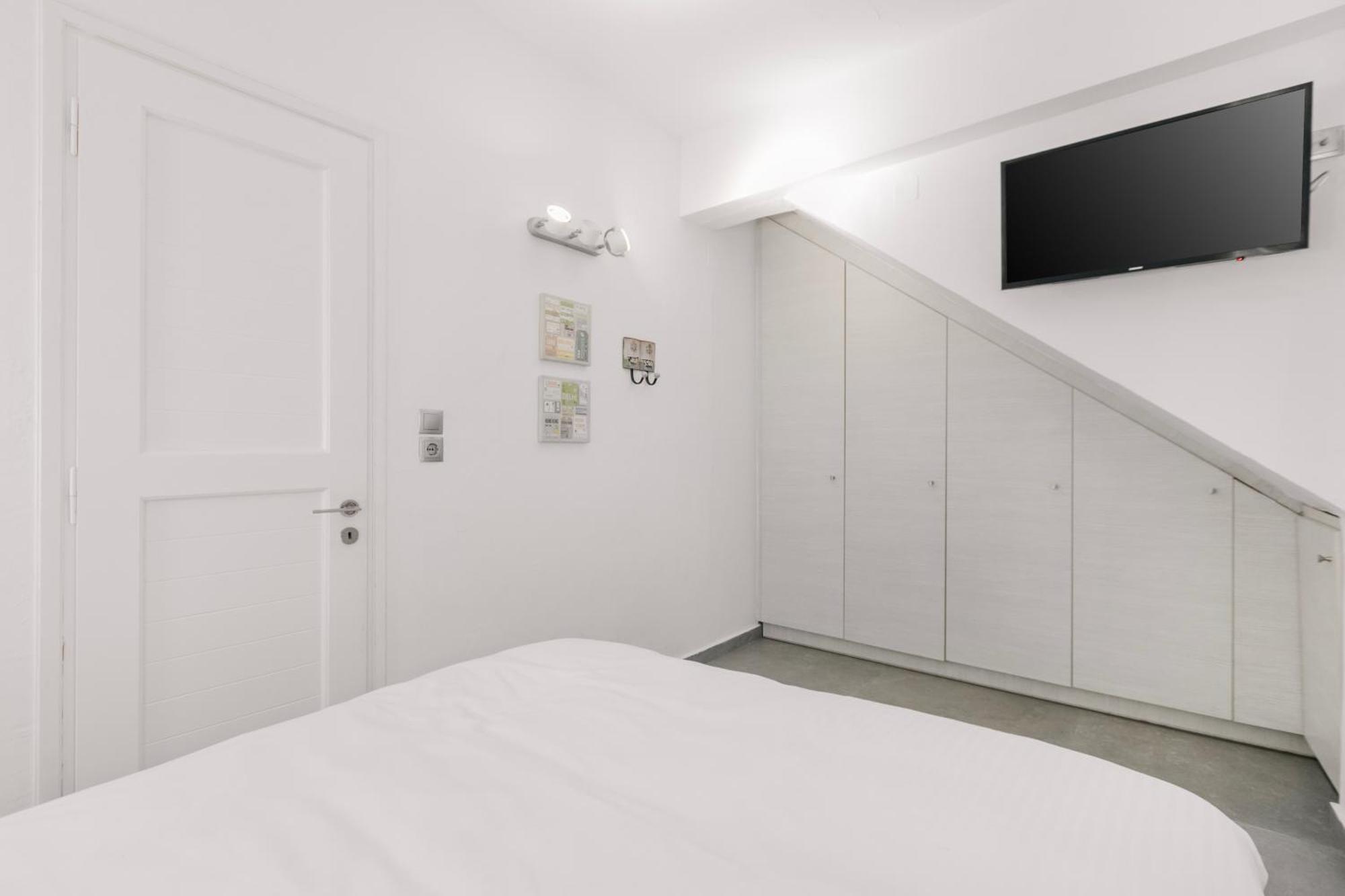 Private Town Apartments By Mykonos Eight Mykonos Town Екстериор снимка