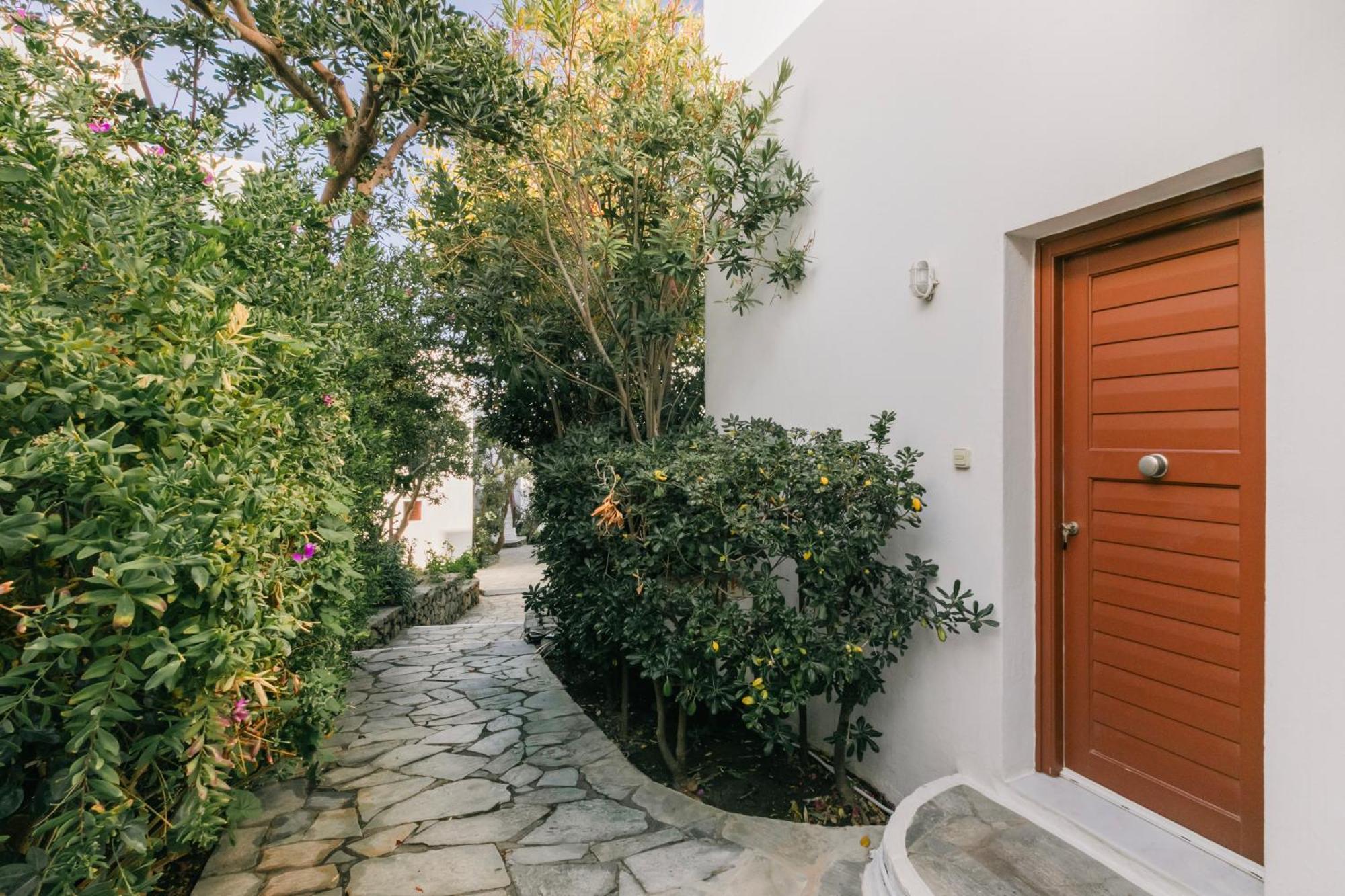 Private Town Apartments By Mykonos Eight Mykonos Town Екстериор снимка